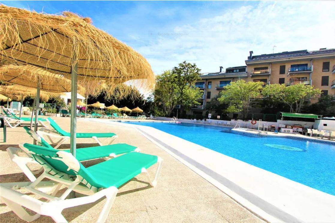 Apartmán Piso En Alquiler En Benalmadena Costa Exteriér fotografie