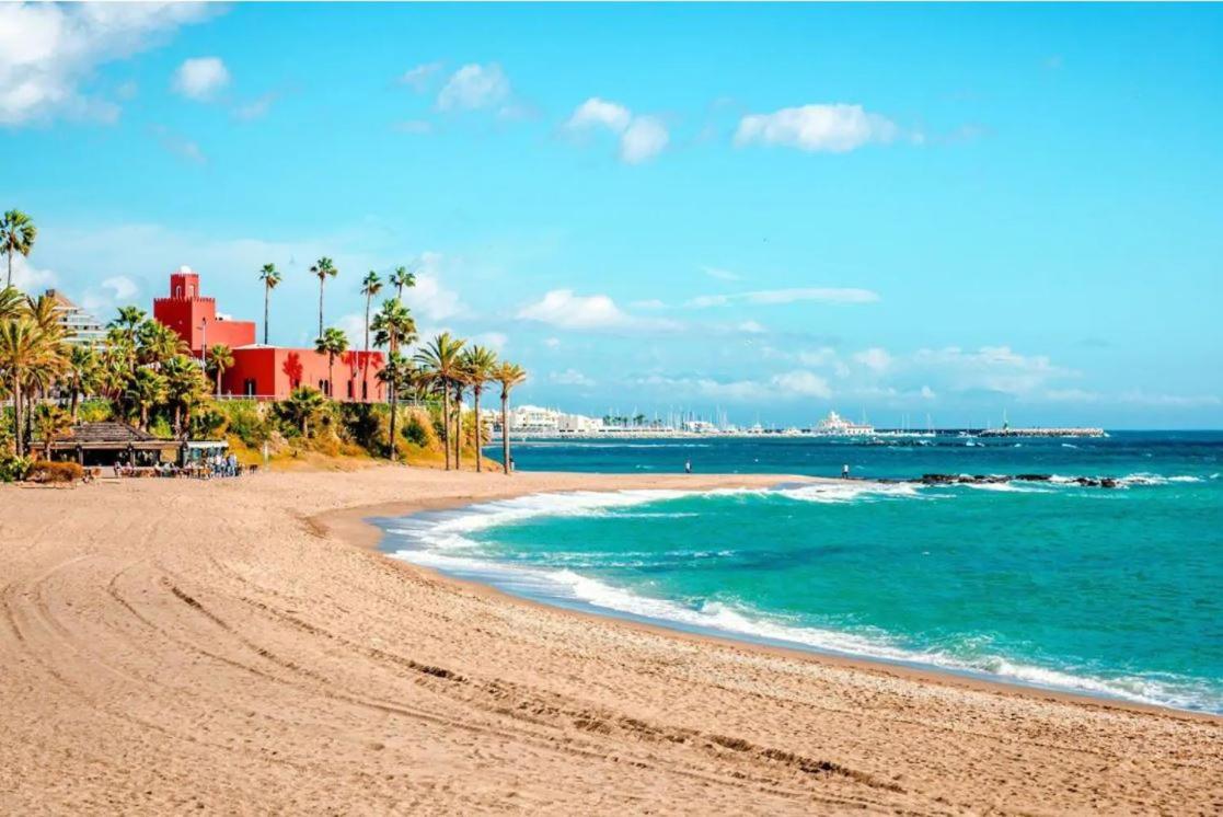 Apartmán Piso En Alquiler En Benalmadena Costa Exteriér fotografie